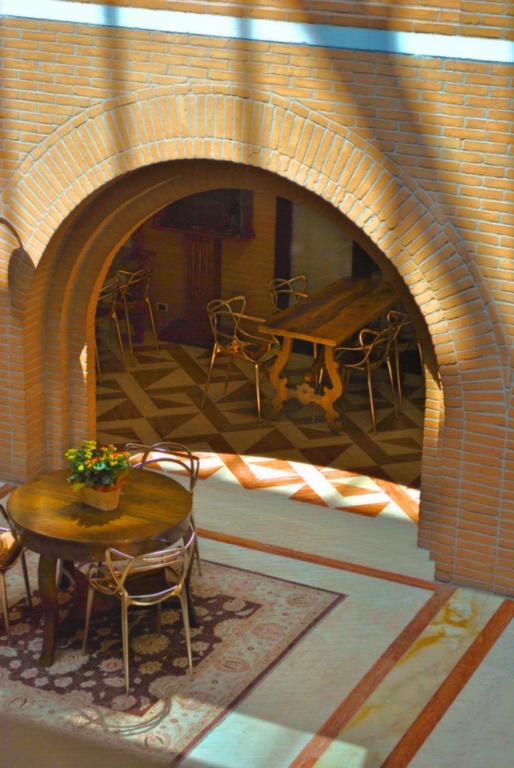 Hostellerie Du Cheval Blanc Aosta Exteriör bild
